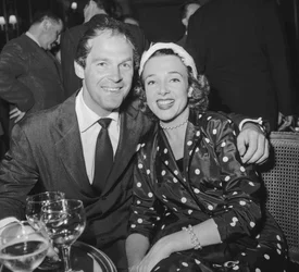 Élection de Miss Cinémonde, Paris, 27 juin 1950 : Bill Marshall et Micheline Presle